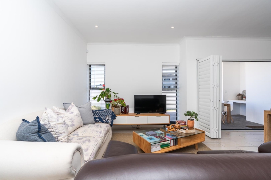 4 Bedroom Property for Sale in Sandown Western Cape